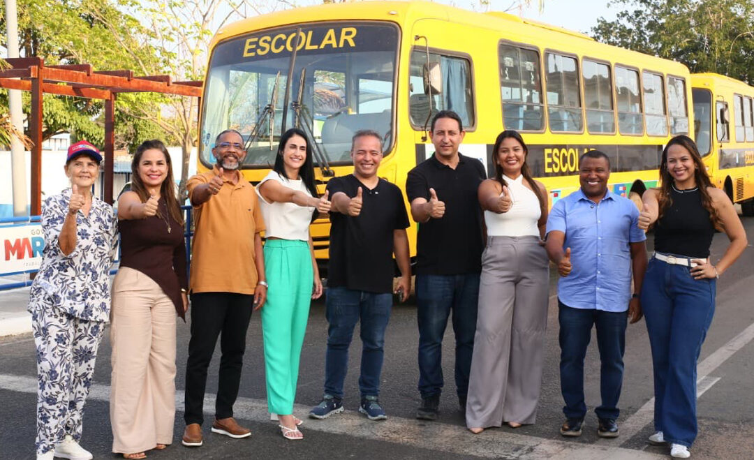 Prefeito Fred Campos entrega 19 novos ônibus escolares e reforça compromisso com a educação em Paço do Lumiar.