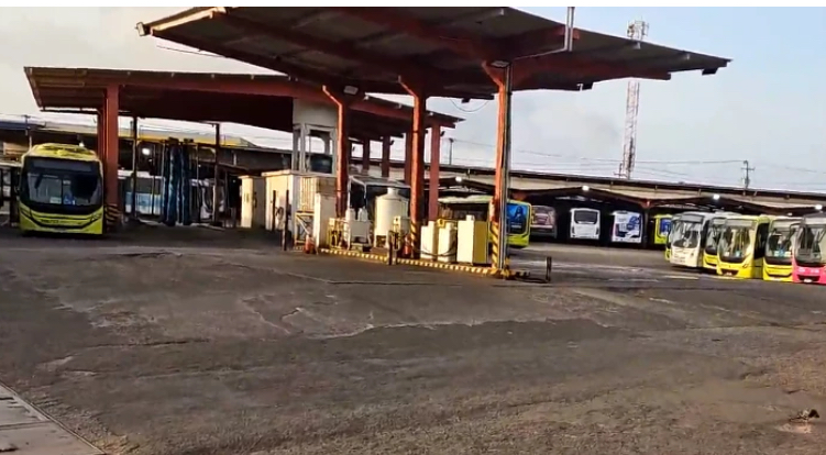 6º dia de greve: 30 bairros seguem sem ônibus, e passageiros se viram para se deslocar na Grande São Luís