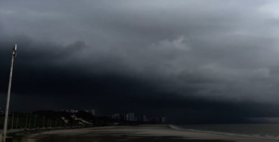 Chuvas intensas: Inmet emite três alertas e coloca cidades do Maranhão em alerta vermelho.